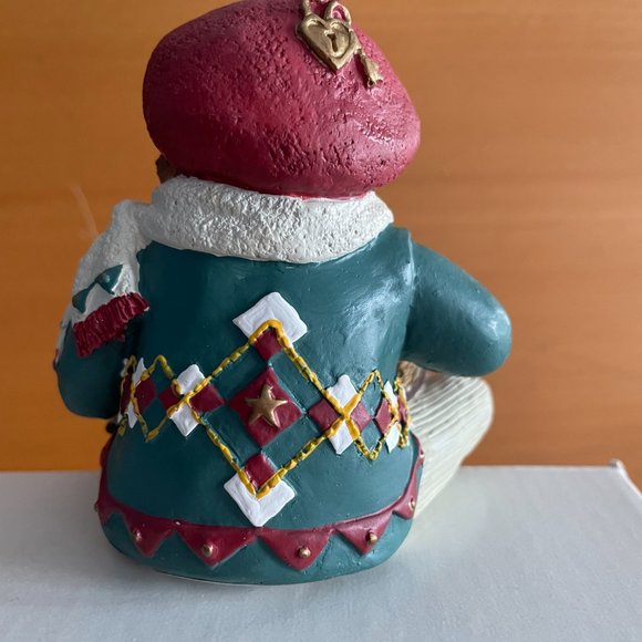 Male keeper of libraries - Picture 3 of 5